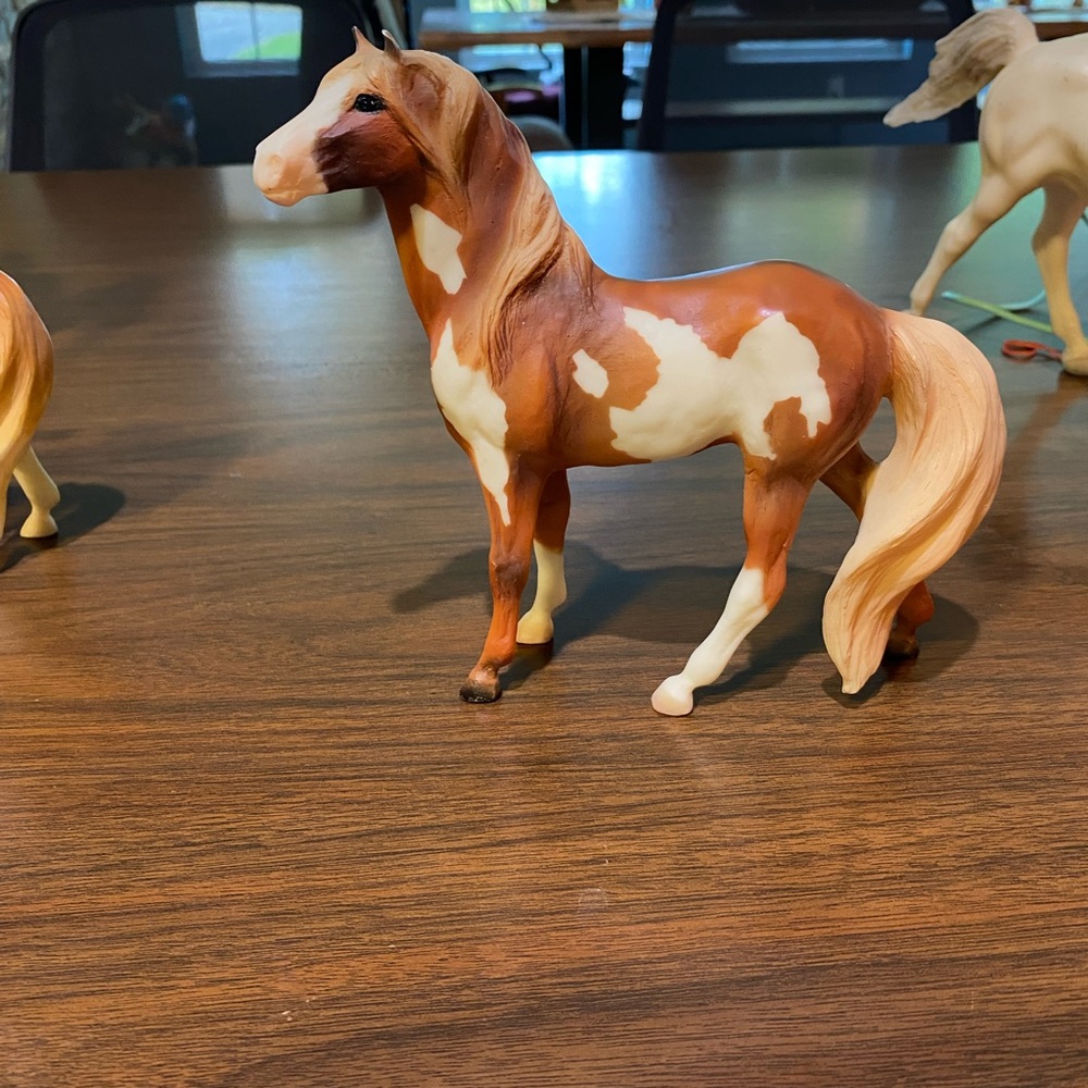 Breyer horse in very good condition